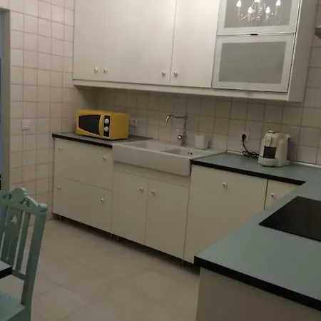 Otilia Apartment *